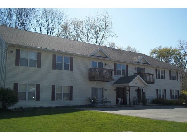 4702 Siggelkow Road #6