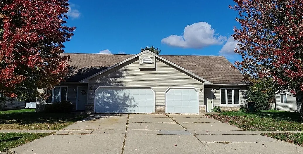 1095 Heritage Court