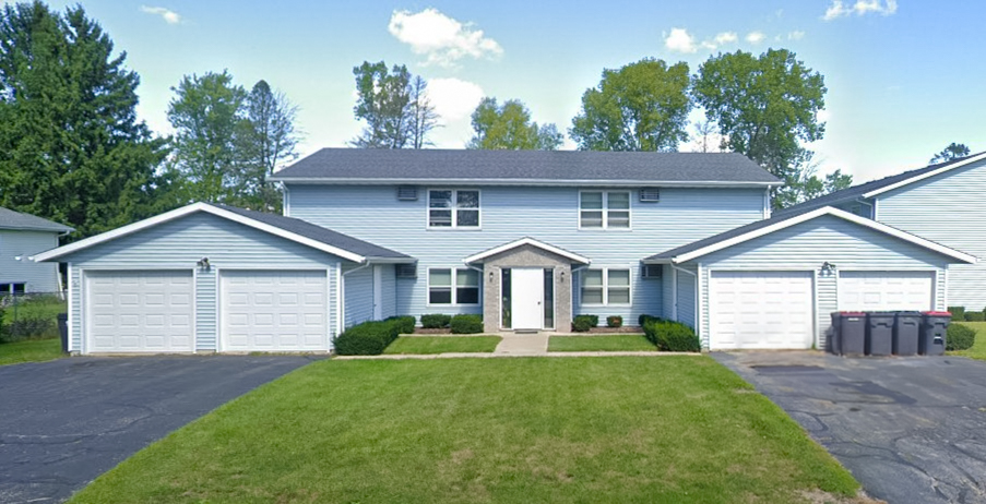 308 Pinecrest Drive #1